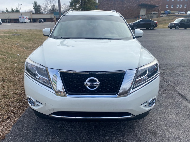 Nissan Pathfinder Platinum 4WD 2016