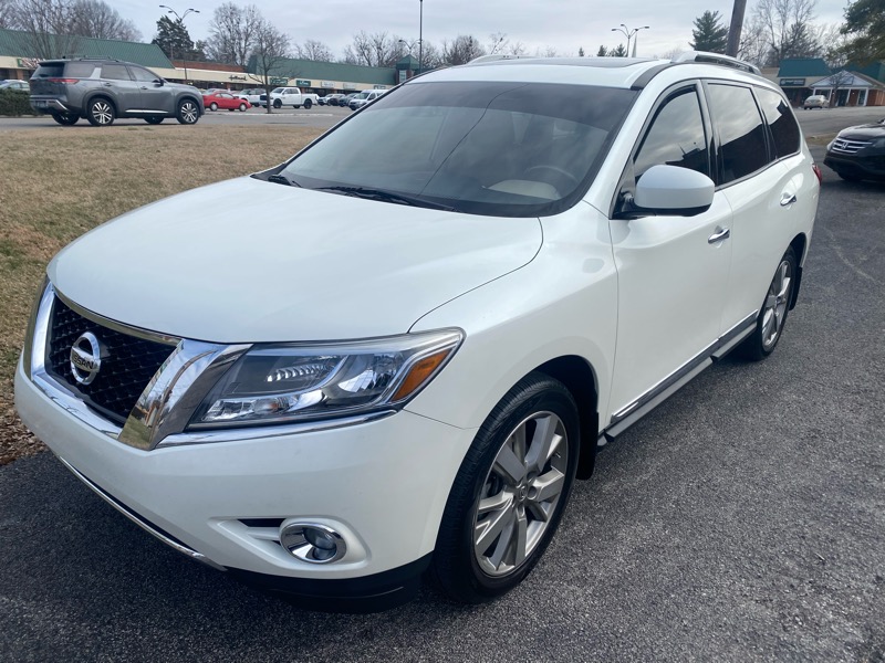 Nissan Pathfinder Platinum 4WD 2016