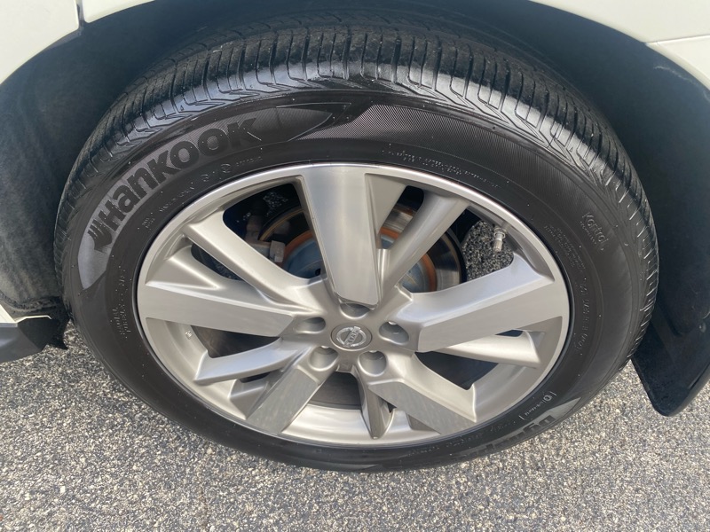 Nissan Pathfinder Platinum 4WD 2016