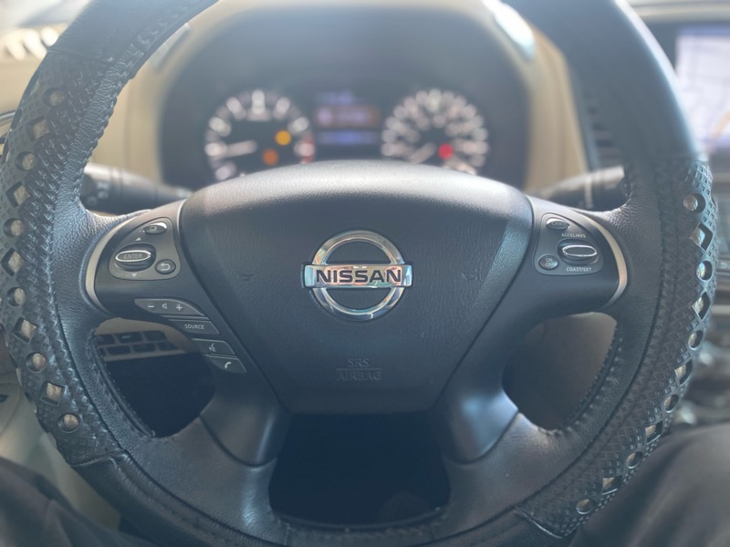 Nissan Pathfinder Platinum 4WD 2016