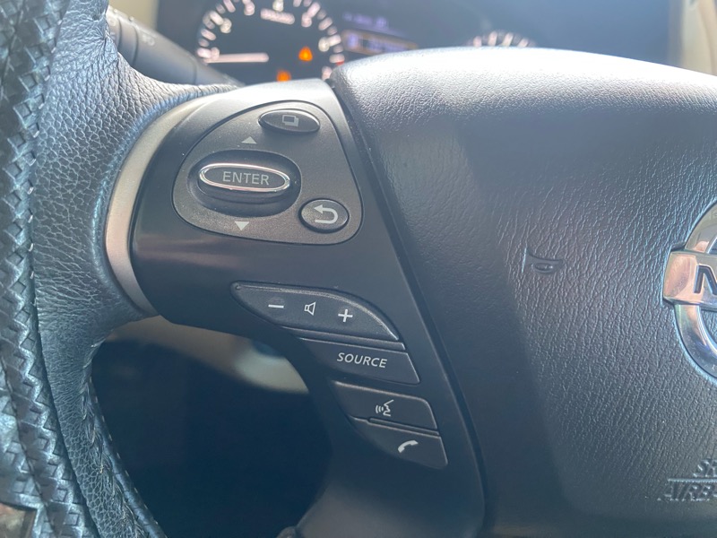 Nissan Pathfinder Platinum 4WD 2016