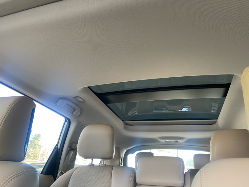 Nissan Pathfinder Platinum 4WD 2016