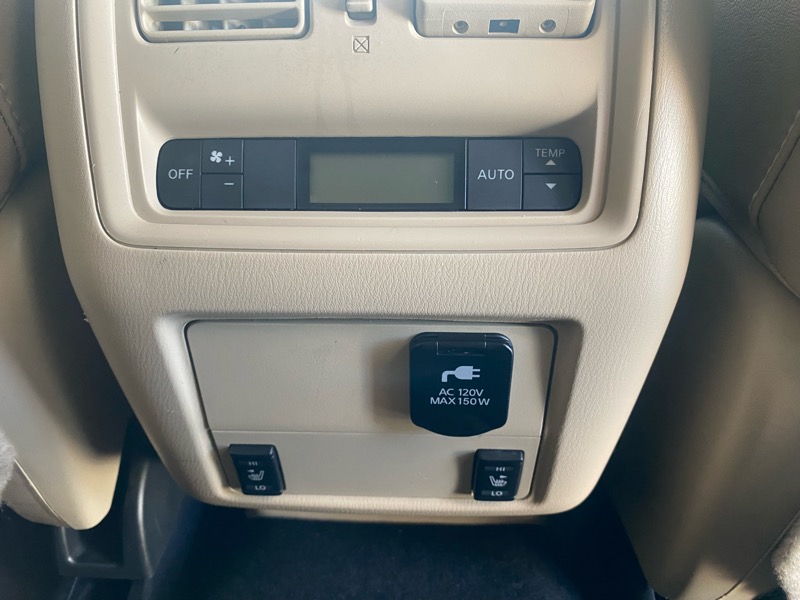 Nissan Pathfinder Platinum 4WD 2016