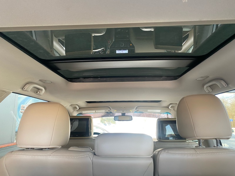 Nissan Pathfinder Platinum 4WD 2016