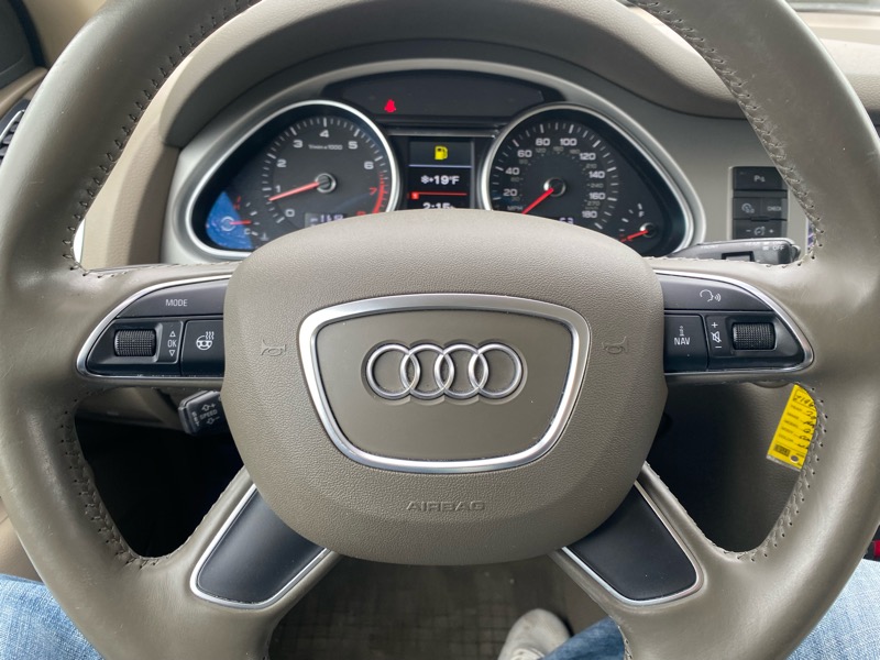 Audi Q7 3.0T Premium Plus quattro 2015