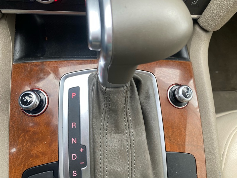 Audi Q7 3.0T Premium Plus quattro 2015