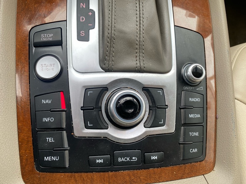 Audi Q7 3.0T Premium Plus quattro 2015