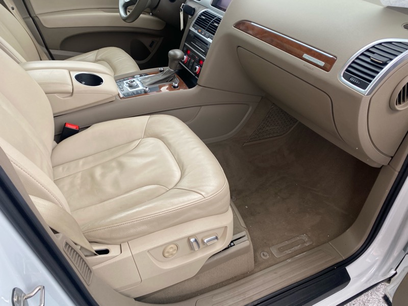 Audi Q7 3.0T Premium Plus quattro 2015