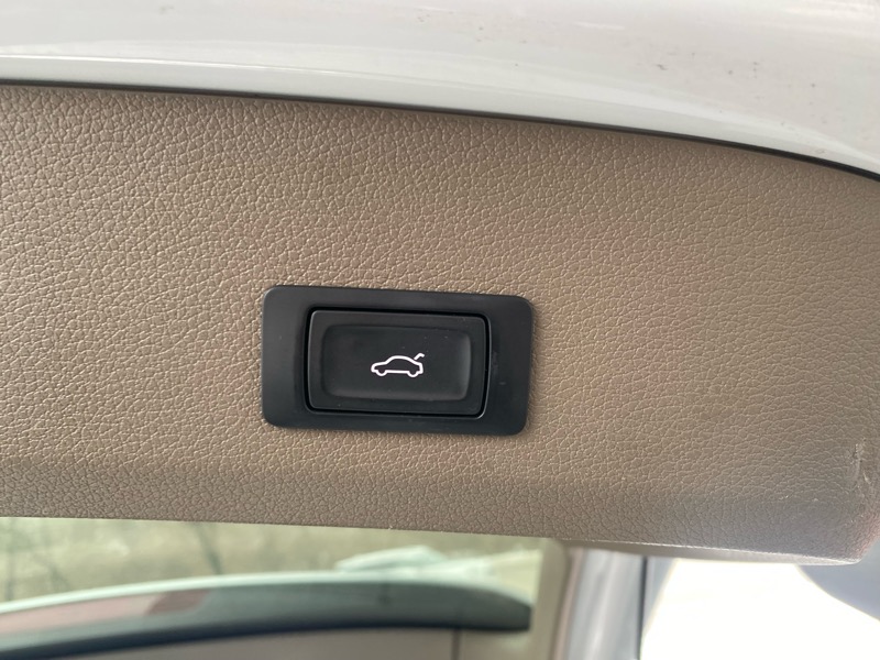 Audi Q7 3.0T Premium Plus quattro 2015