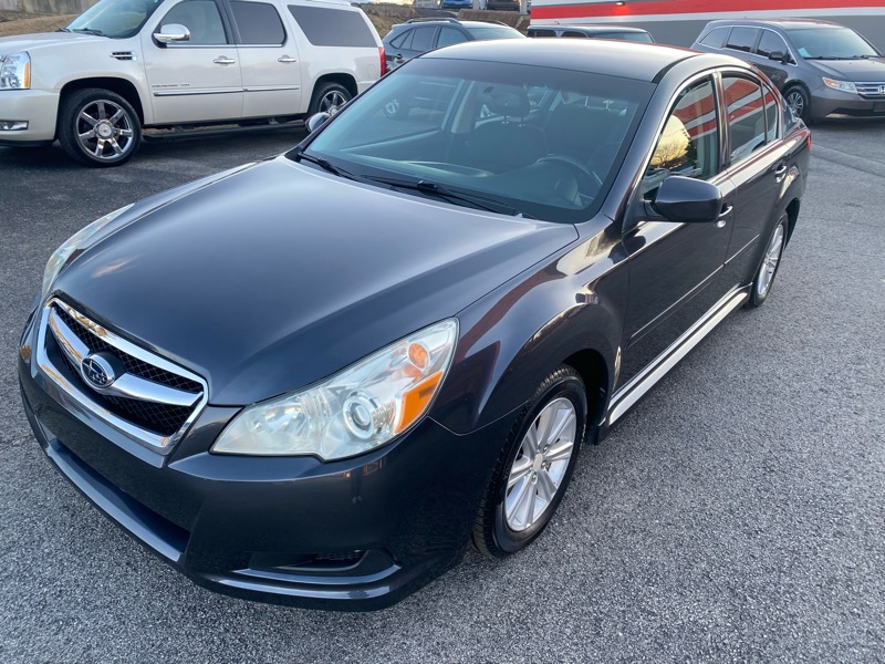 Subaru Legacy 2.5i Premium 2011