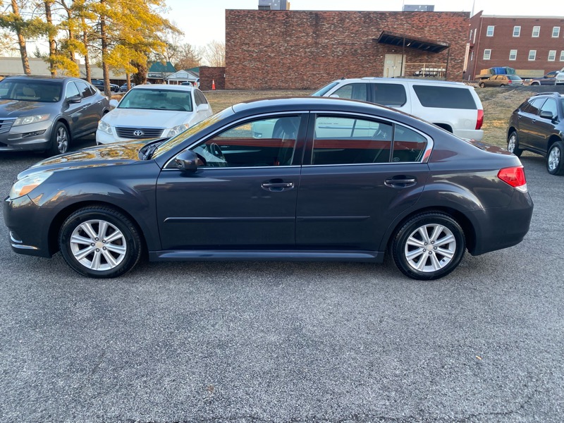 Subaru Legacy 2.5i Premium 2011