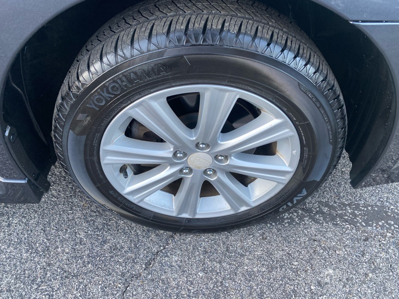 Subaru Legacy 2.5i Premium 2011