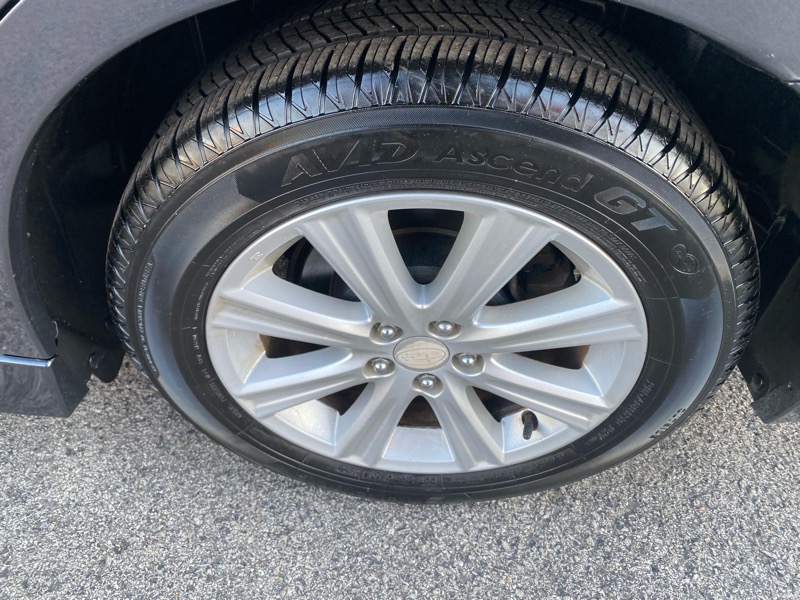 Subaru Legacy 2.5i Premium 2011