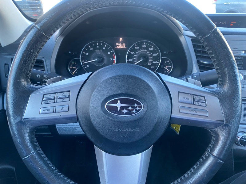 Subaru Legacy 2.5i Premium 2011