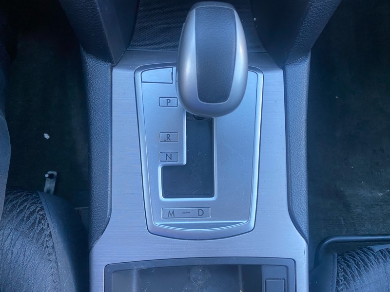 Subaru Legacy 2.5i Premium 2011