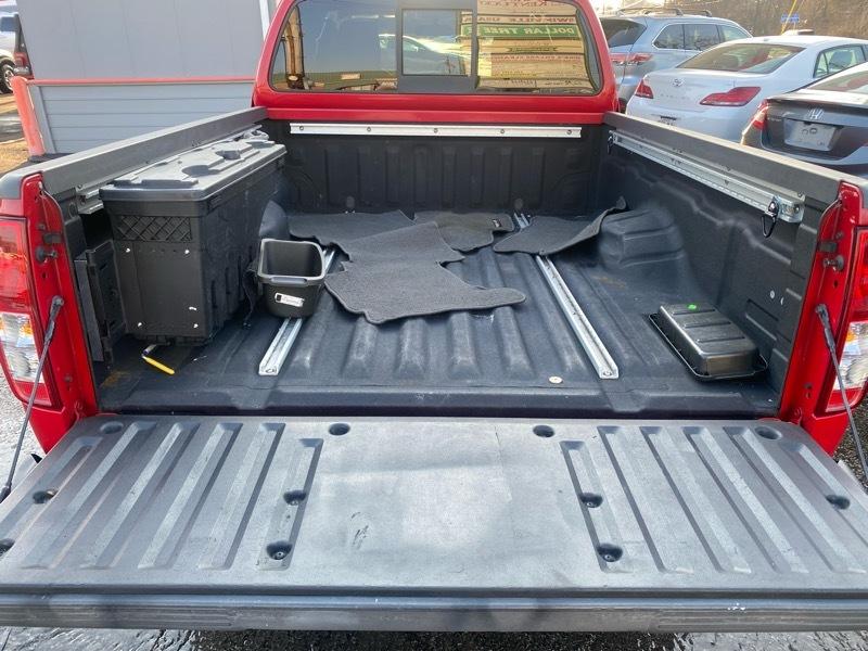 Nissan Frontier LE King Cab 4WD 2010