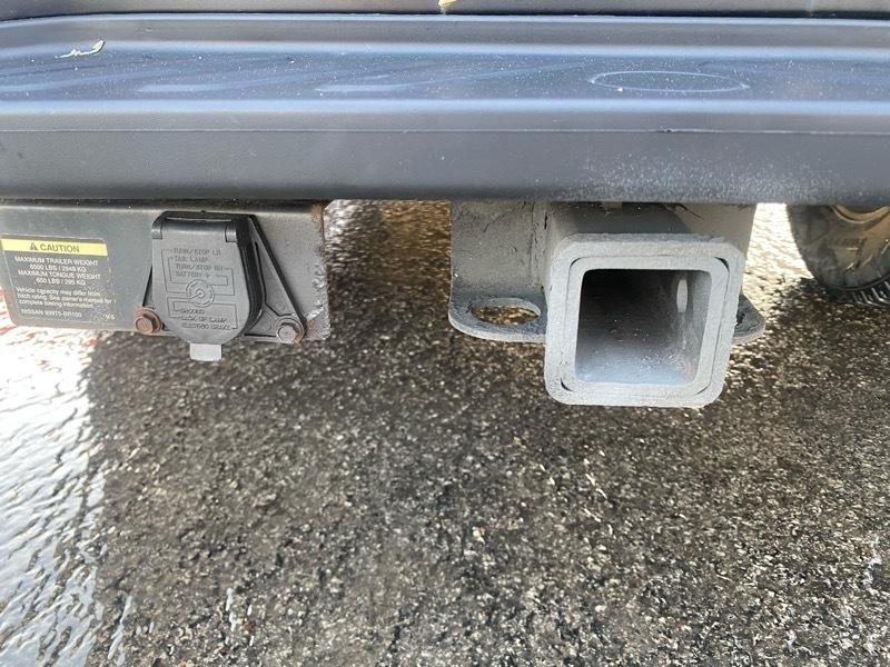 Nissan Frontier LE King Cab 4WD 2010