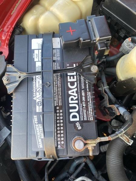 Nissan Frontier LE King Cab 4WD 2010