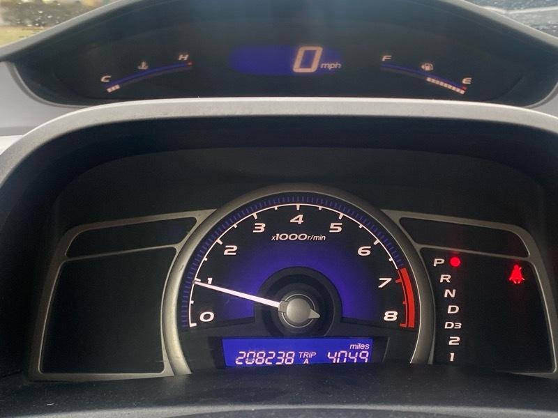 Honda Civic LX Sedan 5-Speed AT 2009