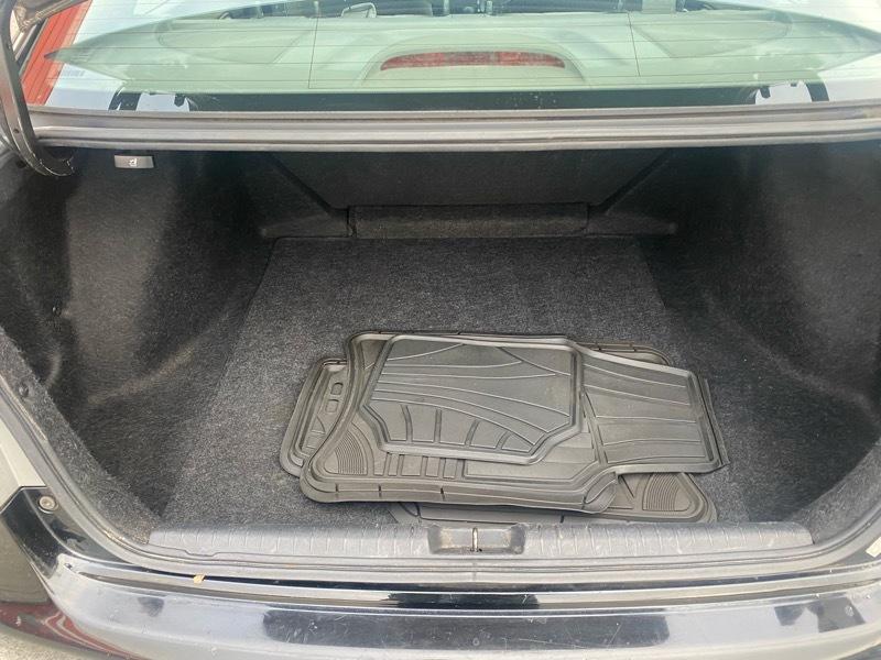 Honda Civic LX Sedan 5-Speed AT 2009