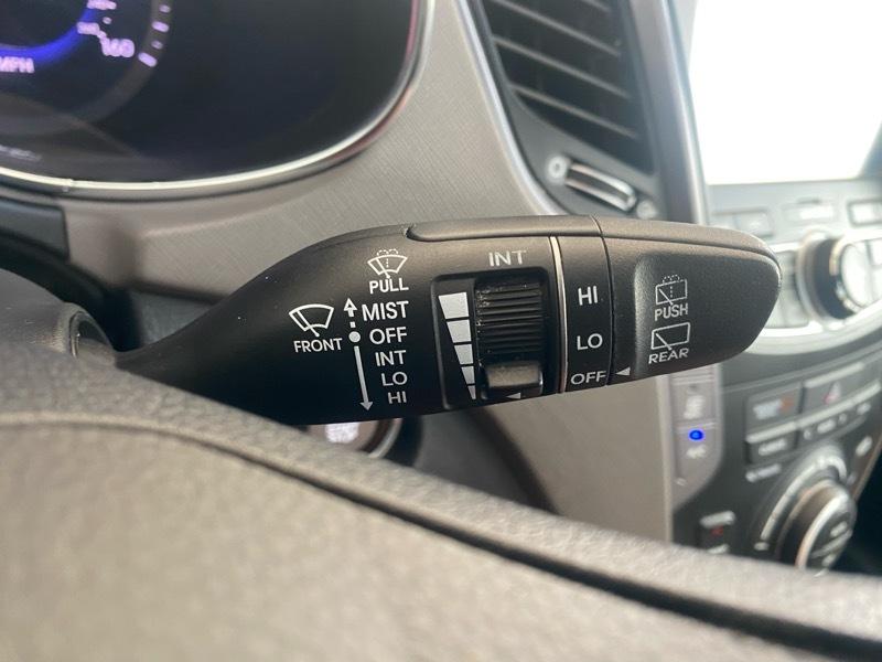 Hyundai Santa Fe Limited FWD 2014