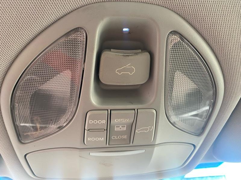 Hyundai Santa Fe Limited FWD 2014