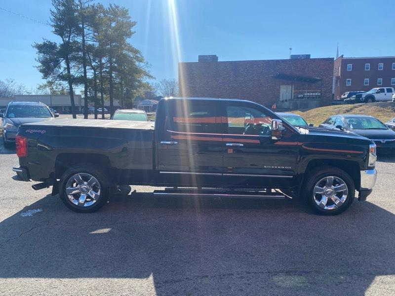 Chevrolet Silverado 1500 LTZ Crew Cab 4WD 2016