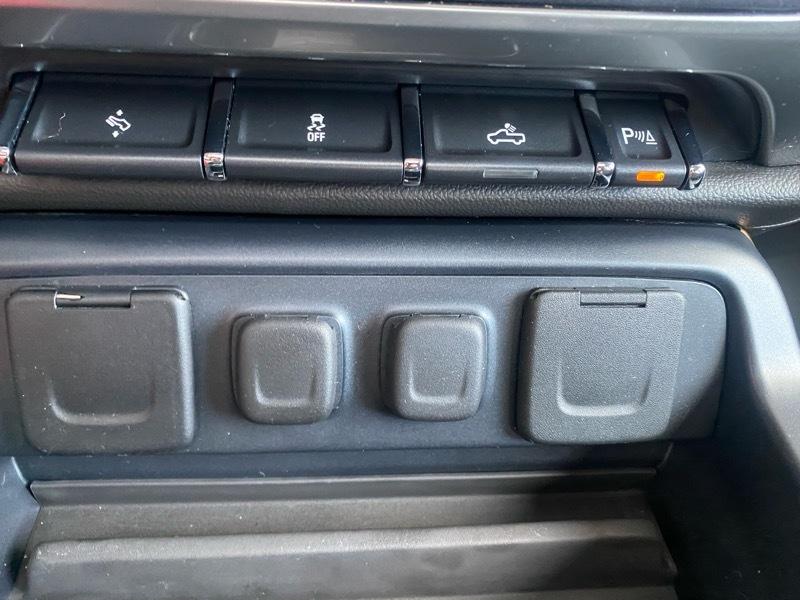 Chevrolet Silverado 1500 LTZ Crew Cab 4WD 2016