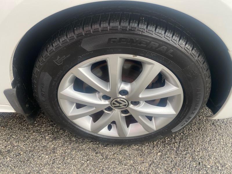 Volkswagen Jetta SE 2012