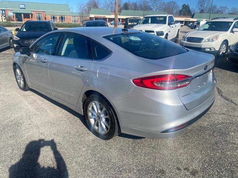 Ford Fusion SE 2017