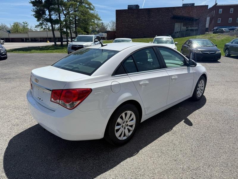 Chevrolet Cruze 2LS 2011