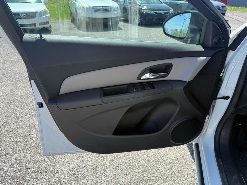 Chevrolet Cruze 2LS 2011