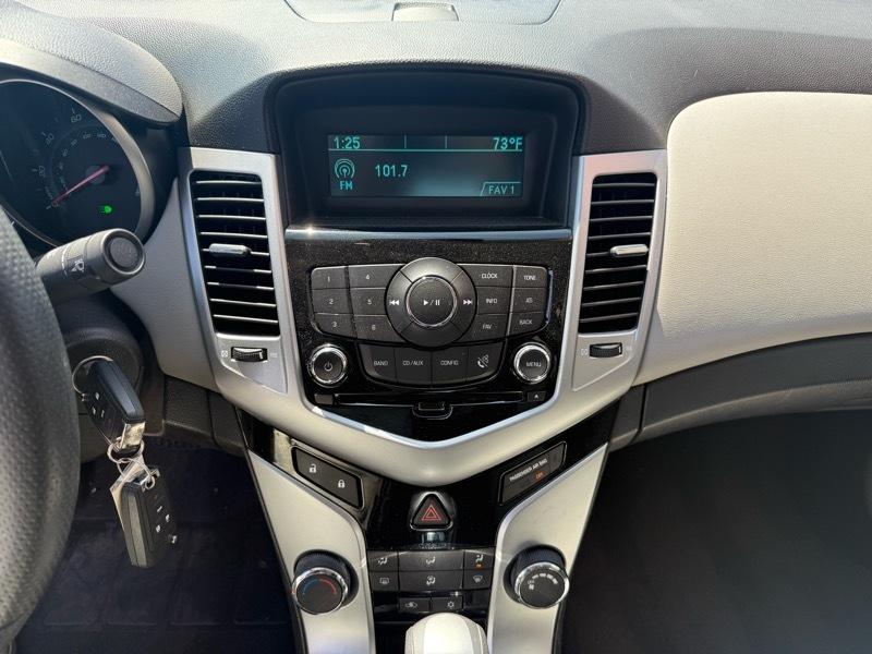 Chevrolet Cruze 2LS 2011