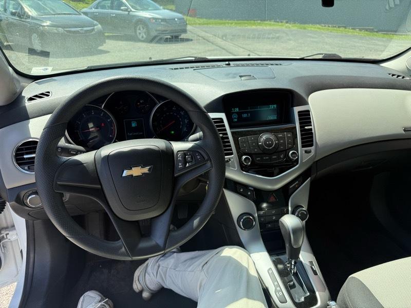 Chevrolet Cruze 2LS 2011