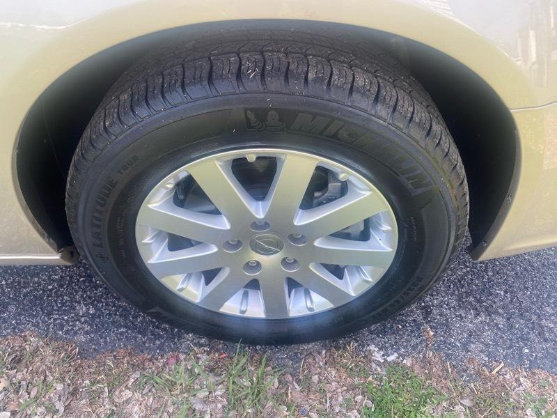 Chrysler Town & Country Touring-L 2012