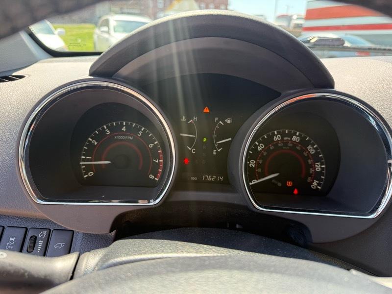 Toyota Highlander Limited 2WD 2013