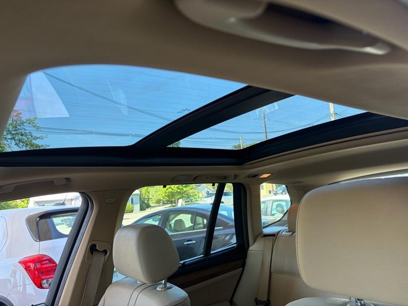 BMW X3 xDrive28i 2011