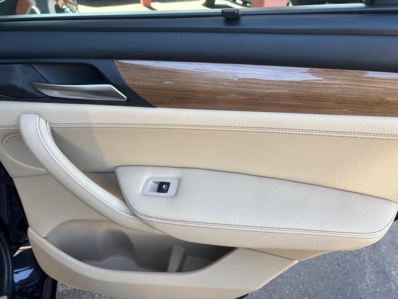 BMW X3 xDrive28i 2011