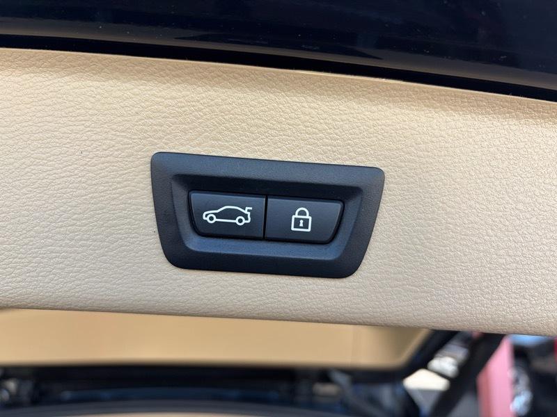 BMW X3 xDrive28i 2011