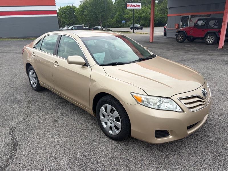 2011 Toyota Camry 4dr Sedan LE