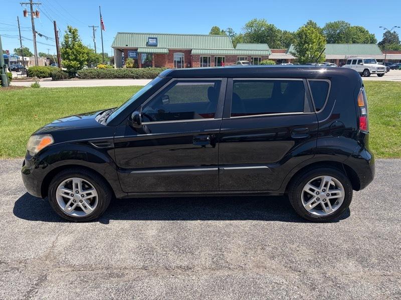 Kia Soul + 2010