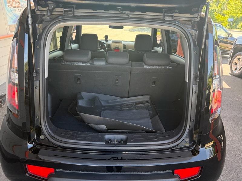 Kia Soul + 2010