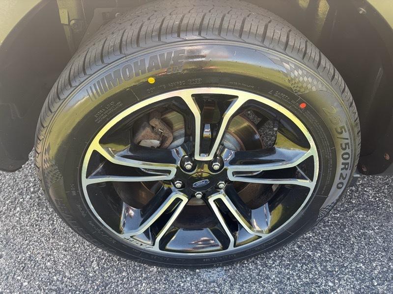 Ford Explorer Sport 4WD 2013