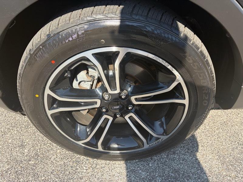 Ford Explorer Sport 4WD 2013