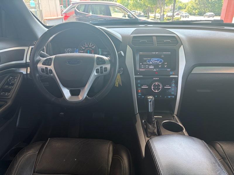 Ford Explorer Sport 4WD 2013
