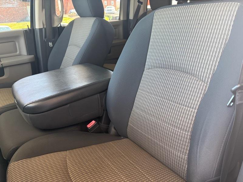 RAM 2500 Powerwagon Crew Cab SWB 4WD 2012