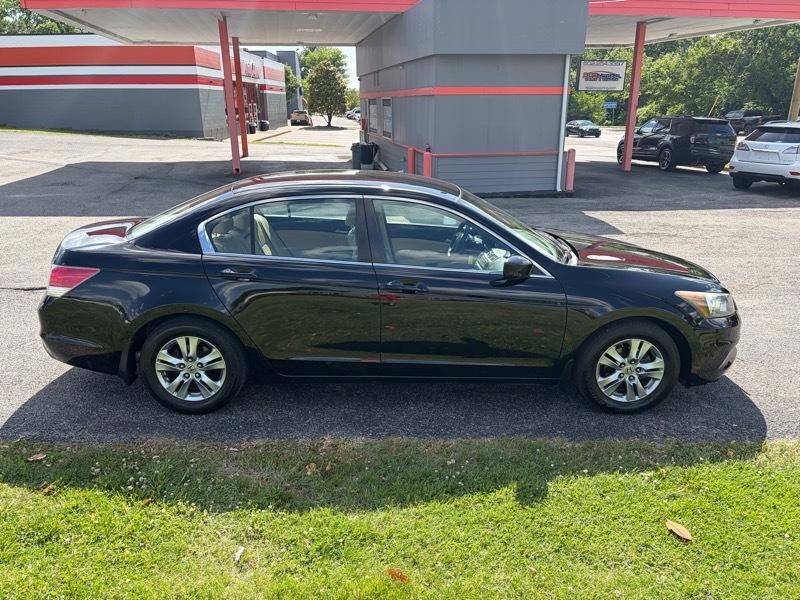 Honda Accord SE Sedan AT 2011
