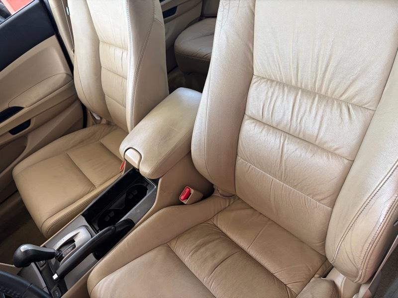 Honda Accord SE Sedan AT 2011