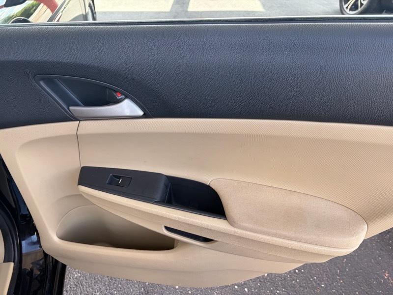 Honda Accord SE Sedan AT 2011