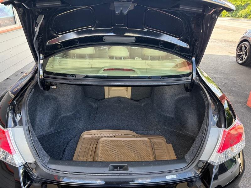 Honda Accord SE Sedan AT 2011